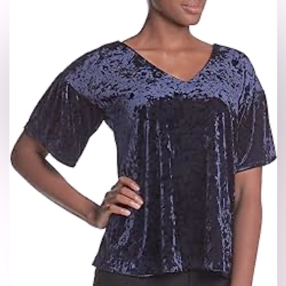 Bobeau Flutter Sleeve Velvet Top -Navy- Size Small- NWT